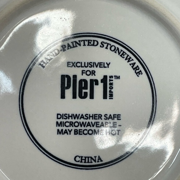 Pier 1 Snowflake Embossed Stoneware Dinner Plates Set of 6 Beige 10” Retired HTF - Picture 5 of 7